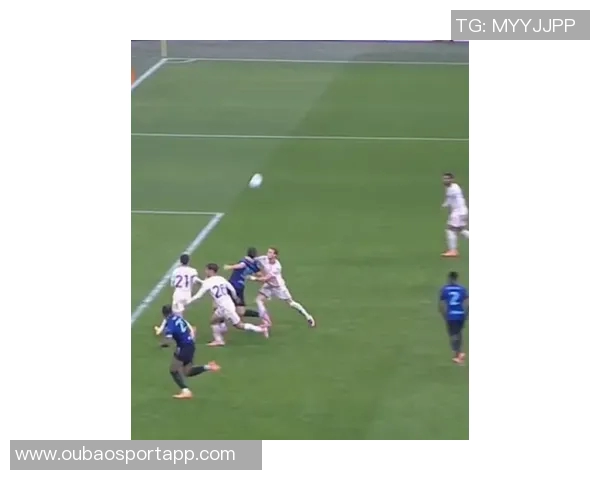 姆巴佩精彩过人引发冲突博伊罗愤怒推倒对手场面失控