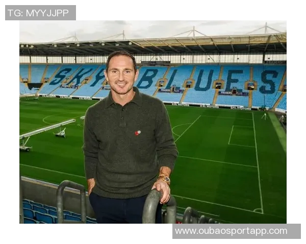 英媒报道班福德与兰帕德重聚考文垂训练昔日切尔西队友再续情谊