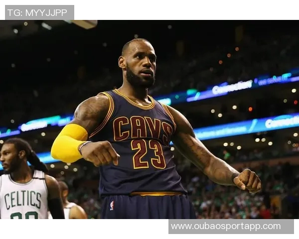 詹姆斯谈训练环境变化记者录像影响球员加练单挑情况